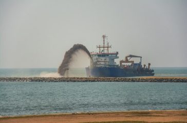 sand-excavation-ship-colombo-port-cit_114775-423